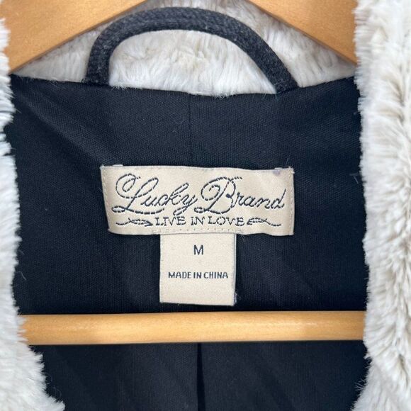 Lucky Brand Black Jacket with Cream Faux Fur Collar - Picture 3 of 13